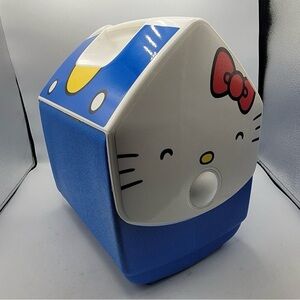 NEW Igloo Hello Kitty Cooler